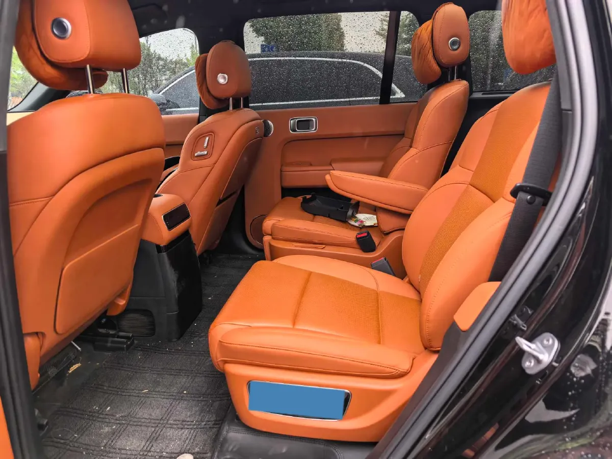 2024 Li L9 Range Extended 154HP REEV 52.3KWH,autocango,china used car exporter,china ev exporter,chinese used car exporter,chinese used ev exporter