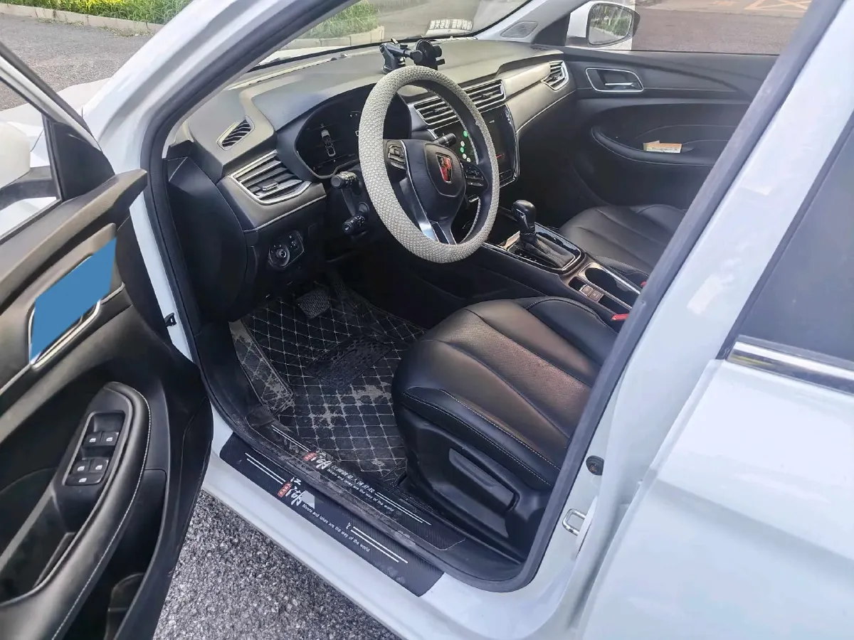 2019 Roewe i5 1.5L 120HP L4 CVT,autocango,china used car exporter,china ev exporter,chinese used car exporter,chinese used ev exporter