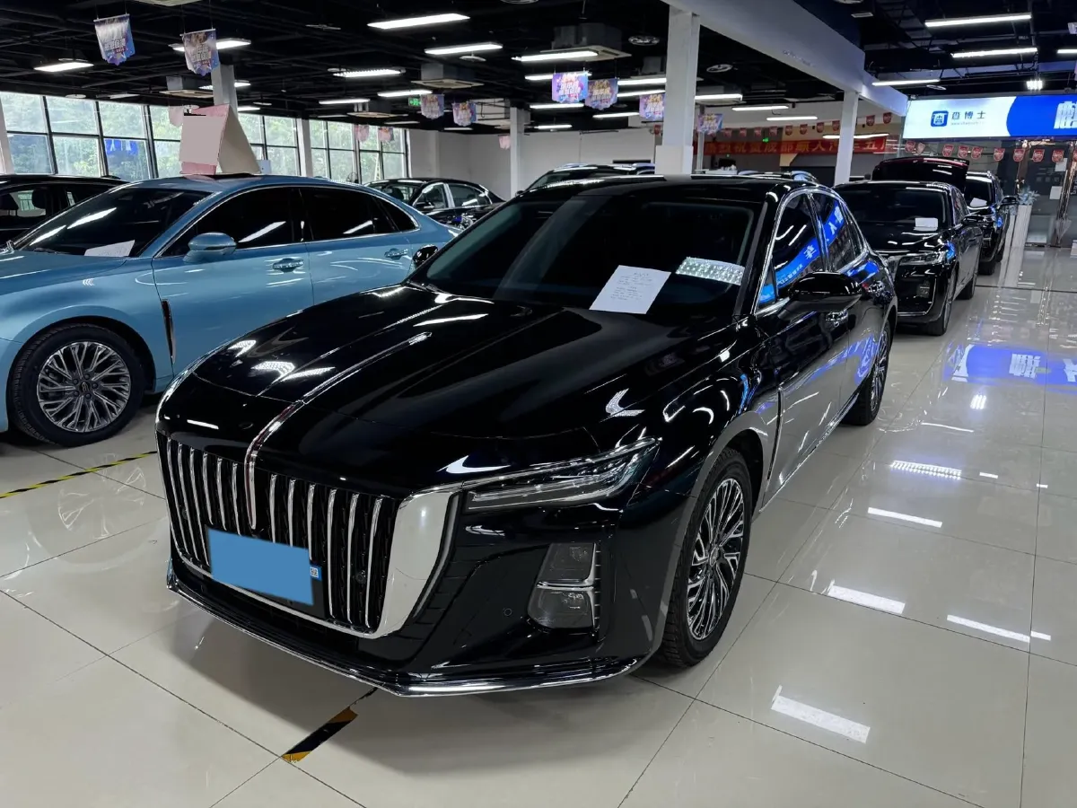 2025 HongQi H5 1.5T 169HP L4 1DHT Hybrid,autocango,china used car exporter,china ev exporter,chinese used car exporter,chinese used ev exporter