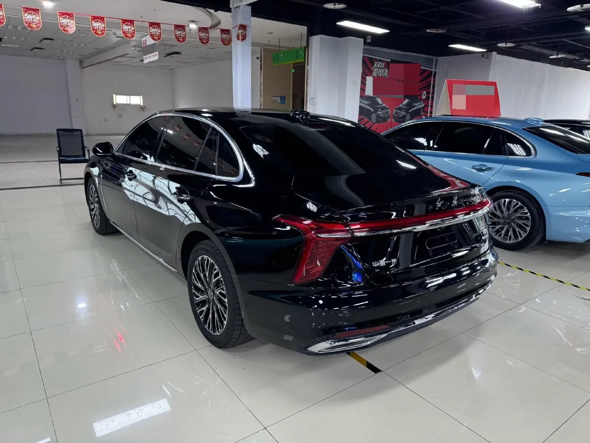2025 HongQi H5 1.5T 169HP L4 1DHT Hybrid,autocango,china used car exporter,china ev exporter,chinese used car exporter,chinese used ev exporter