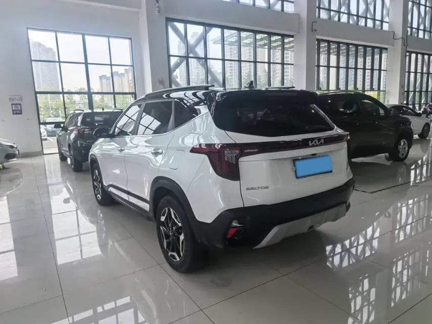 2023 Kia Seltos 1.5L 115HP L4 CVT,autocango,china used car exporter,china ev exporter,chinese used car exporter,chinese used ev exporter
