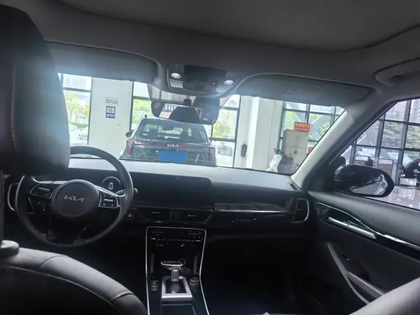 2023 Kia Seltos 1.5L 115HP L4 CVT,autocango,china used car exporter,china ev exporter,chinese used car exporter,chinese used ev exporter