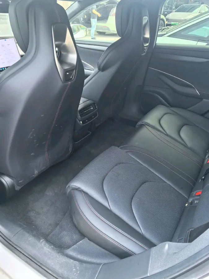 2024 MI SU7 BEV 94.3KWH,autocango,china used car exporter,china ev exporter,chinese used car exporter,chinese used ev exporter