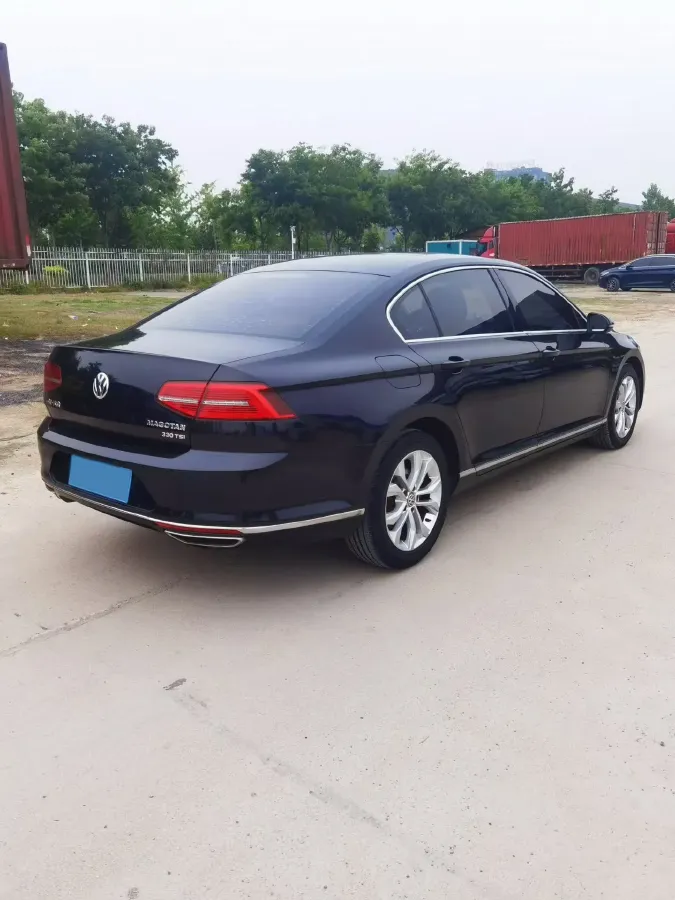 2017 Volkswagen Magotan 1.8T 180HP L4 7DCT,autocango,china used car exporter,china ev exporter,chinese used car exporter,chinese used ev exporter