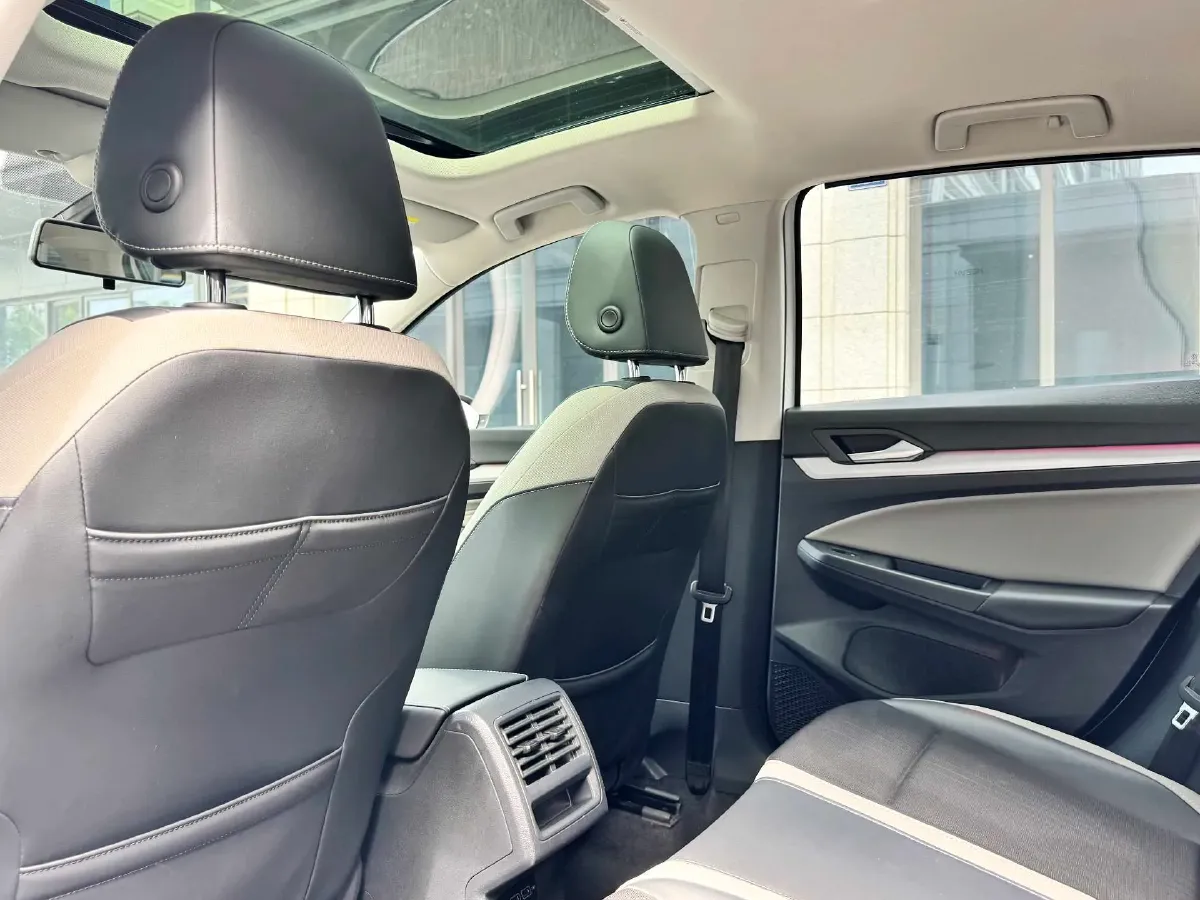 2021 Volkswagen Golf 1.4T 150HP L4 7DCT,autocango,china used car exporter,china ev exporter,chinese used car exporter,chinese used ev exporter