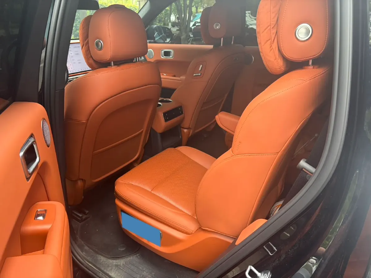 2025 Li L8 Range Extended 154HP REEV,autocango,china used car exporter,china ev exporter,chinese used car exporter,chinese used ev exporter