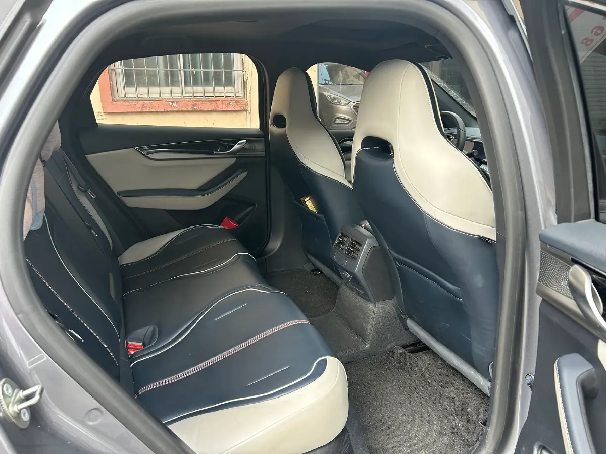 2021 Haval F7 1.5T 169HP L4 7DCT,autocango,china used car exporter,china ev exporter,chinese used car exporter,chinese used ev exporter