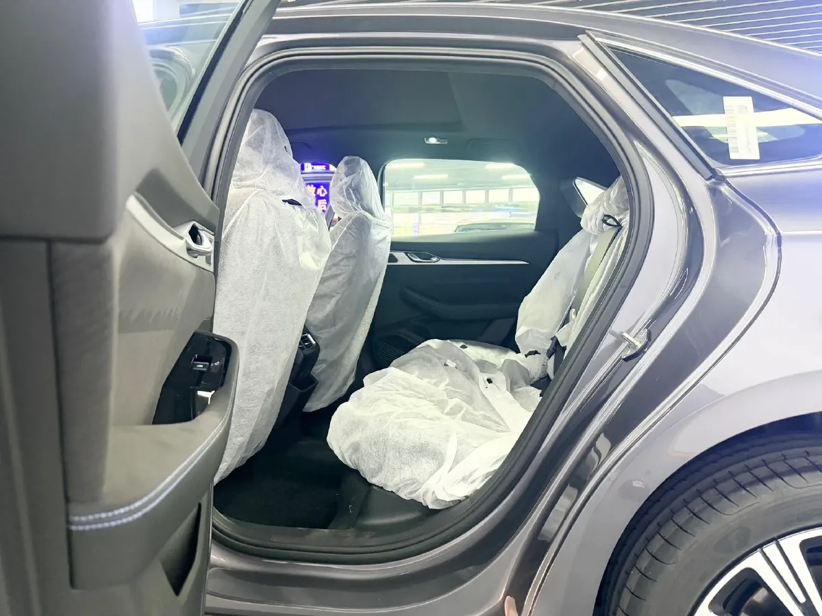 2025 Geely Preface 2.0T 238HP L4 8AT,autocango,china used car exporter,china ev exporter,chinese used car exporter,chinese used ev exporter