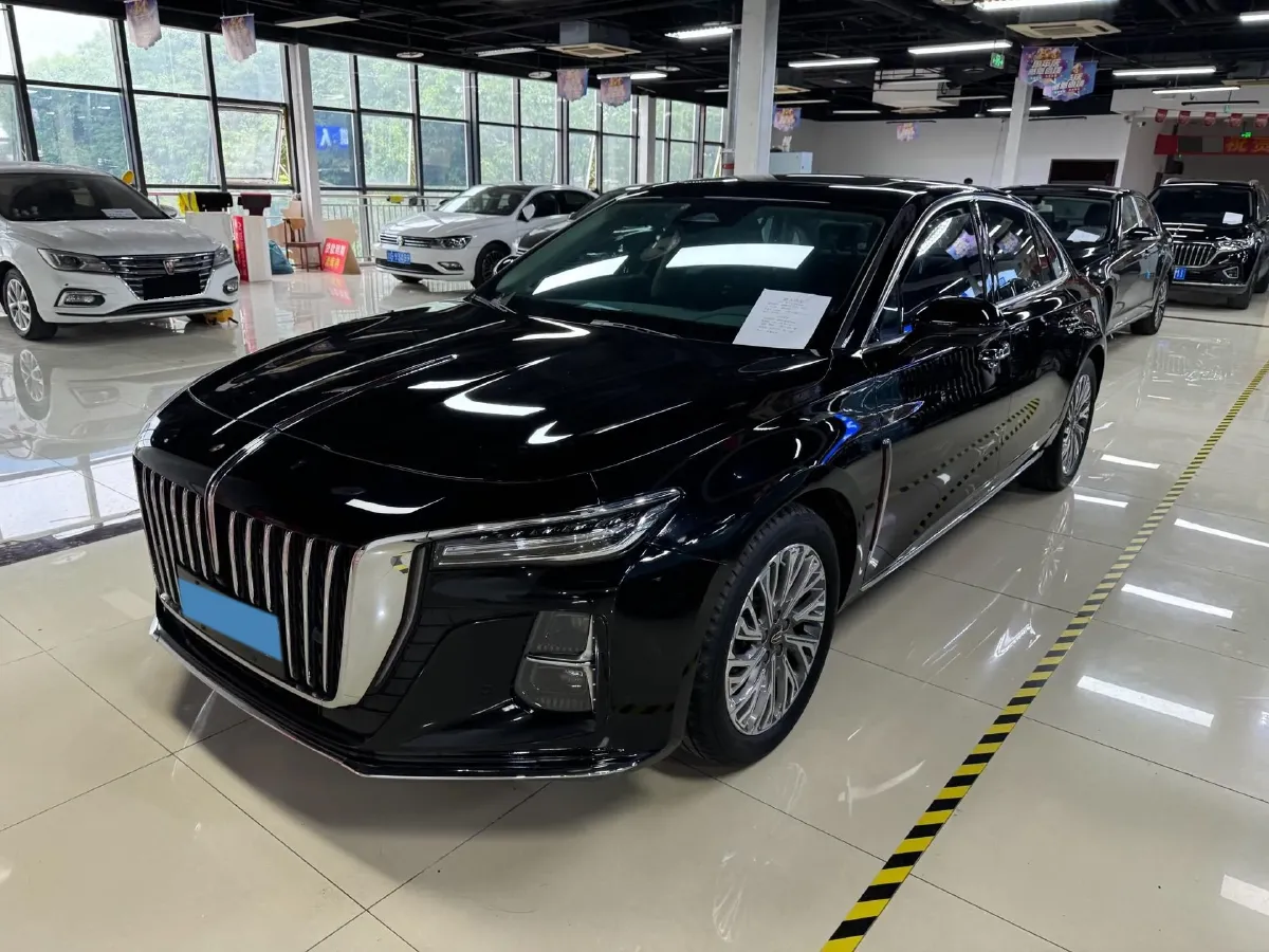 2023 HongQi H5 2.0T 224HP L4 8AT,autocango,china used car exporter,china ev exporter,chinese used car exporter,chinese used ev exporter