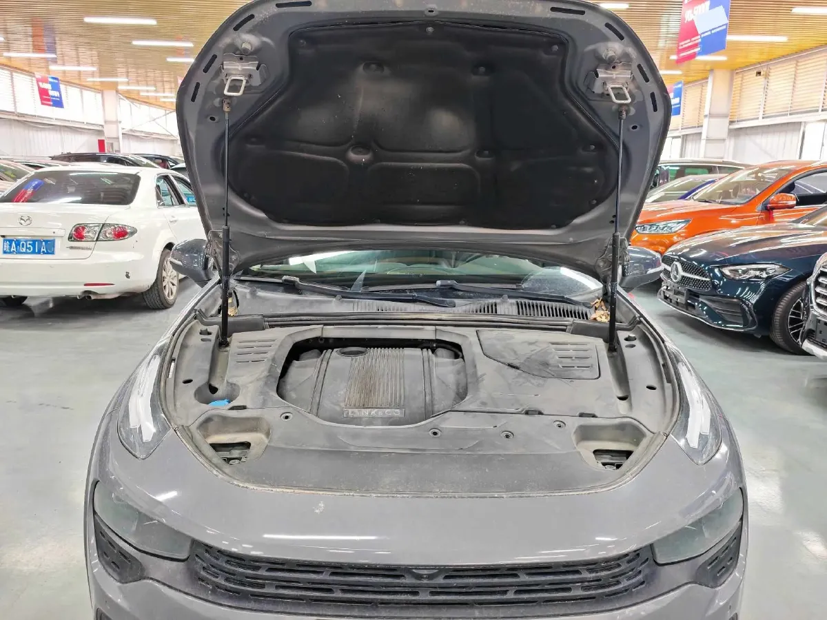 2018 Toyota C-HR 2.0L 171HP L4 CVT,autocango,china used car exporter,china ev exporter,chinese used car exporter,chinese used ev exporter