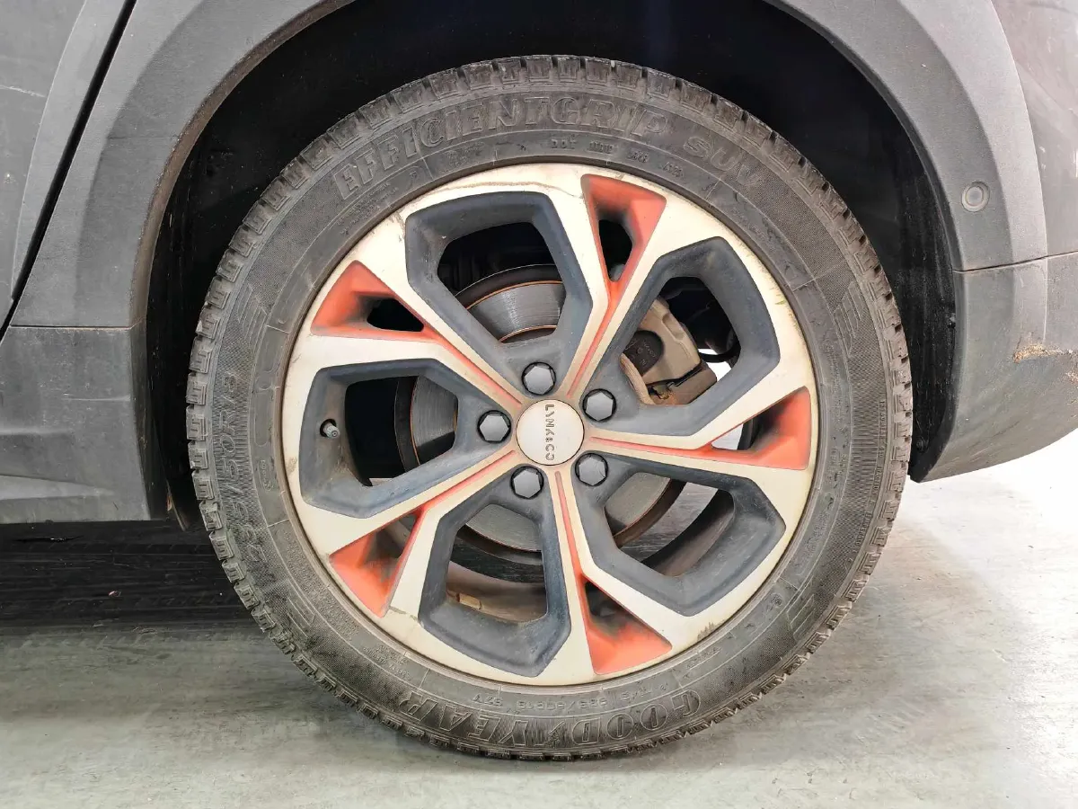 2018 Toyota C-HR 2.0L 171HP L4 CVT,autocango,china used car exporter,china ev exporter,chinese used car exporter,chinese used ev exporter