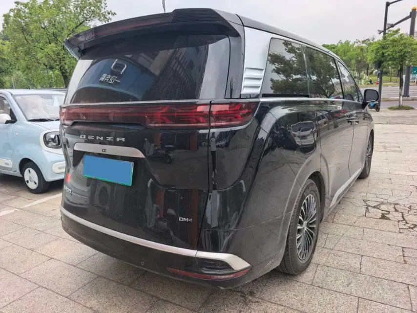 2024 Denza D9 1.5T 139HP L4 E-CVT PHEV 40KWH,autocango,china used car exporter,china ev exporter,chinese used car exporter,chinese used ev exporter