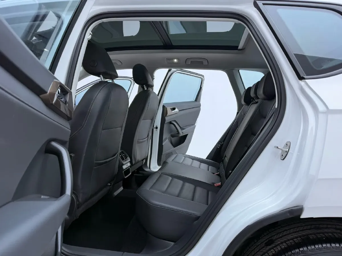 2021 Volkswagen Tharu 1.4T 150HP L4 7DCT,autocango,china used car exporter,china ev exporter,chinese used car exporter,chinese used ev exporter