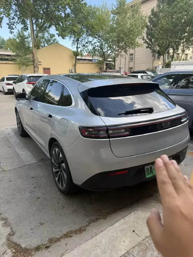 2022 Isuzu Mu-X 2.0T 220HP L4 8AT,autocango,china used car exporter,china ev exporter,chinese used car exporter,chinese used ev exporter