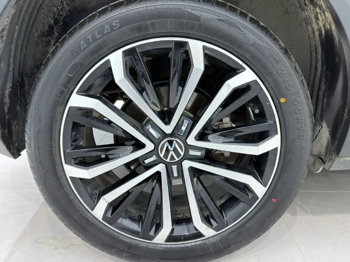 2022 Volkswagen T-Roc 1.4T 150HP L4 7DCT,autocango,china used car exporter,china ev exporter,chinese used car exporter,chinese used ev exporter