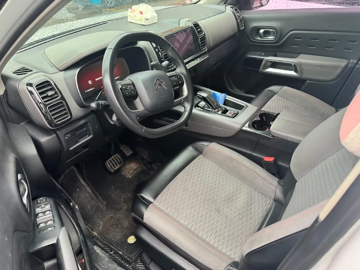 2019 Citroen C5 Aircross 1.6T 167HP L4 6AT,autocango,china used car exporter,china ev exporter,chinese used car exporter,chinese used ev exporter