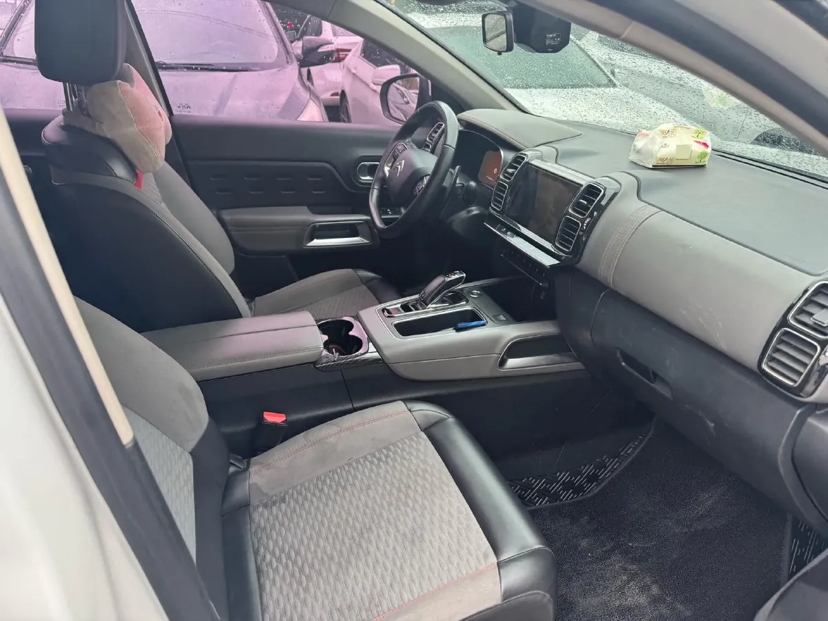 2019 Citroen C5 Aircross 1.6T 167HP L4 6AT,autocango,china used car exporter,china ev exporter,chinese used car exporter,chinese used ev exporter