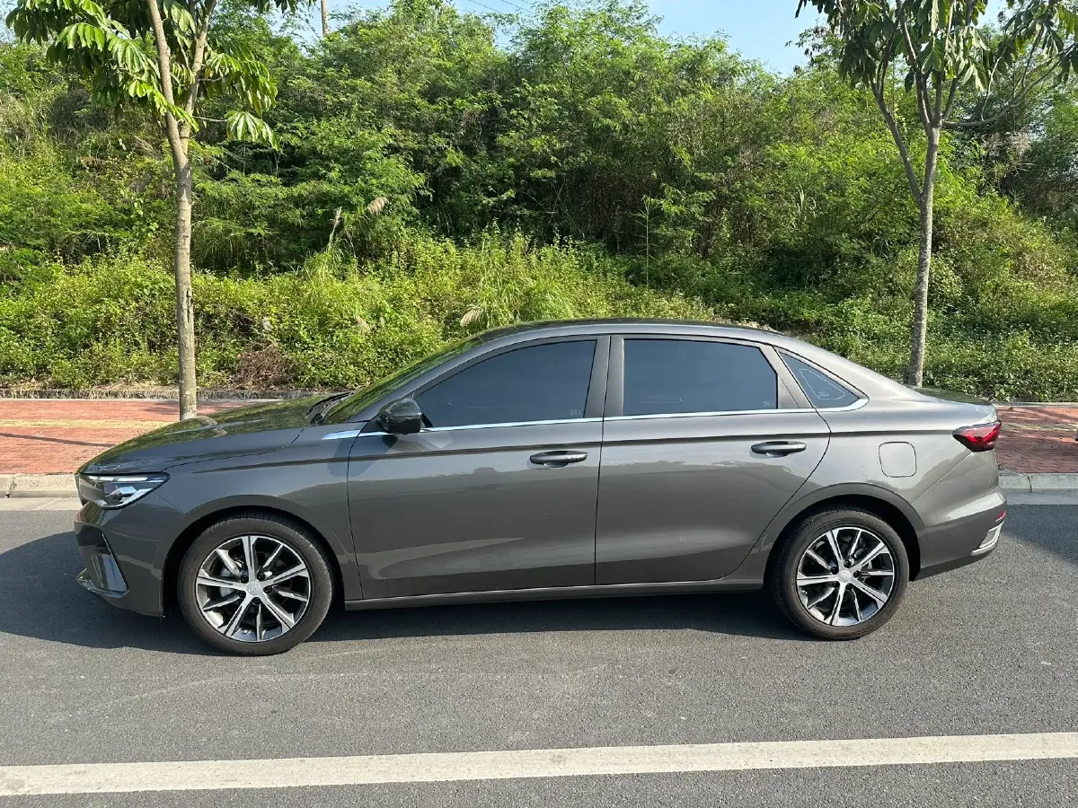 2023 Geely Emgrand 1.5L 127HP L4 CVT,autocango,china used car exporter,china ev exporter,chinese used car exporter,chinese used ev exporter