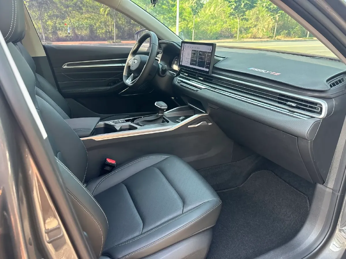 2023 Geely Emgrand 1.5L 127HP L4 CVT,autocango,china used car exporter,china ev exporter,chinese used car exporter,chinese used ev exporter