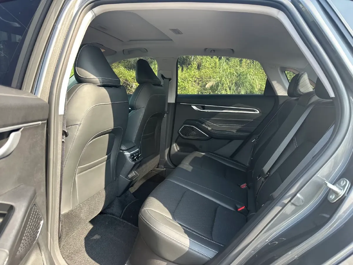 2023 Geely Emgrand 1.5L 127HP L4 CVT,autocango,china used car exporter,china ev exporter,chinese used car exporter,chinese used ev exporter