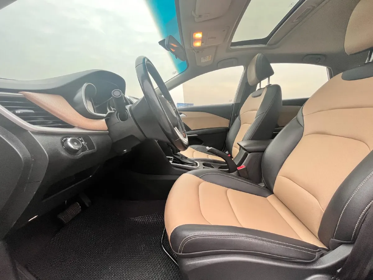 2022 Chevrolet Monza 1.5L 113HP L4 6AT,autocango,china used car exporter,china ev exporter,chinese used car exporter,chinese used ev exporter