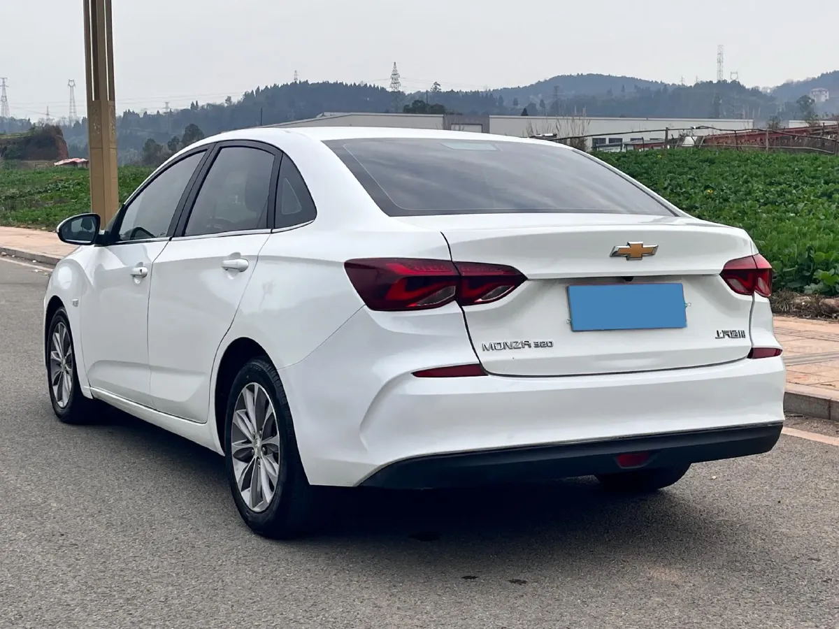 2022 Chevrolet Monza 1.5L 113HP L4 6AT,autocango,china used car exporter,china ev exporter,chinese used car exporter,chinese used ev exporter
