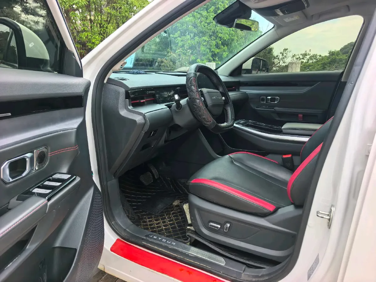 2022 Jetour DASHING 1.6T 197HP L4 7DCT,autocango,china used car exporter,china ev exporter,chinese used car exporter,chinese used ev exporter