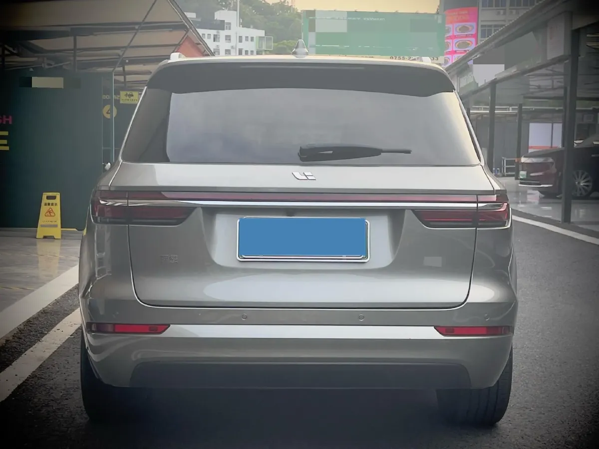 2021 Li ONE Range Extended 131HP REEV 40.5KWH,autocango,china used car exporter,china ev exporter,chinese used car exporter,chinese used ev exporter