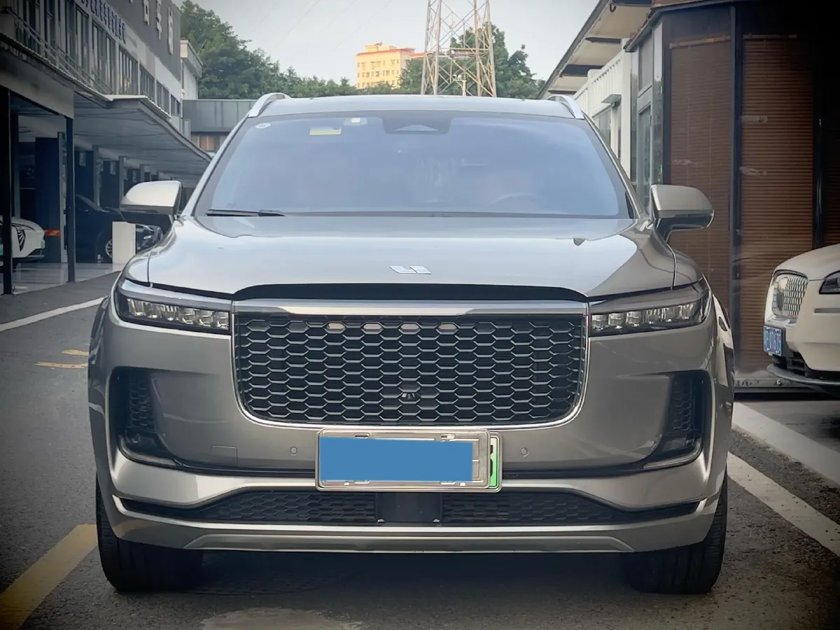 2021 Li ONE Range Extended 131HP REEV 40.5KWH,autocango,china used car exporter,china ev exporter,chinese used car exporter,chinese used ev exporter
