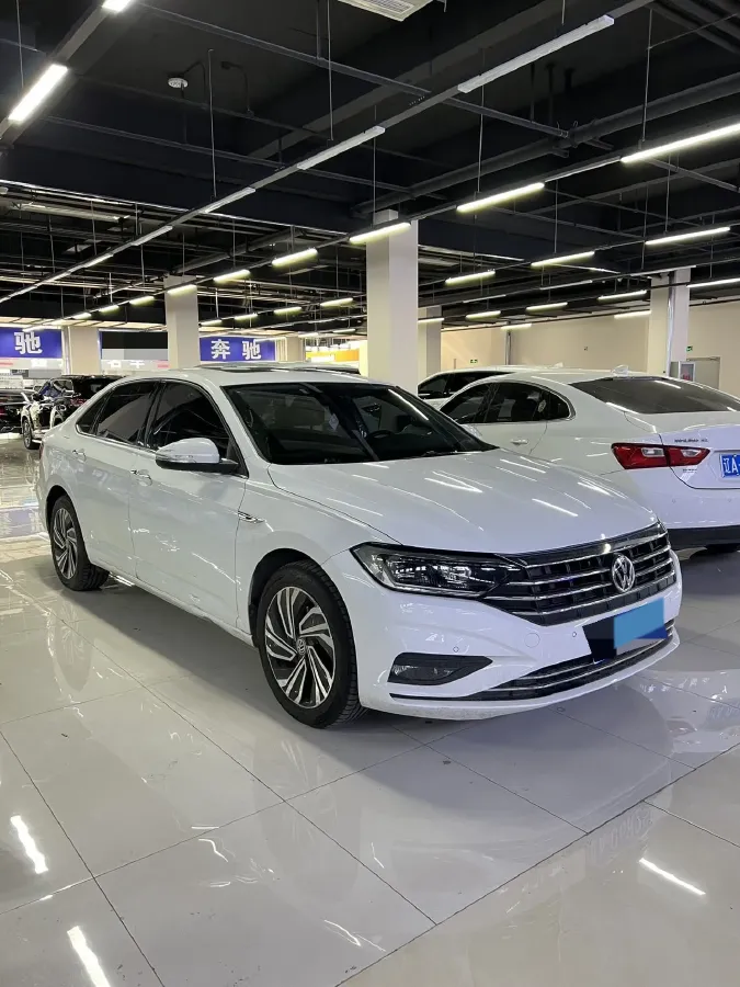 2019 Luxgen Grand 7 MPV 2.0T 188HP L4 6AT,autocango,china used car exporter,china ev exporter,chinese used car exporter,chinese used ev exporter