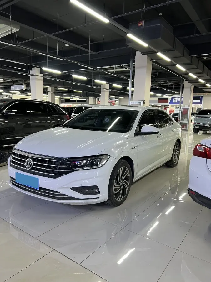 2019 Luxgen Grand 7 MPV 2.0T 188HP L4 6AT,autocango,china used car exporter,china ev exporter,chinese used car exporter,chinese used ev exporter
