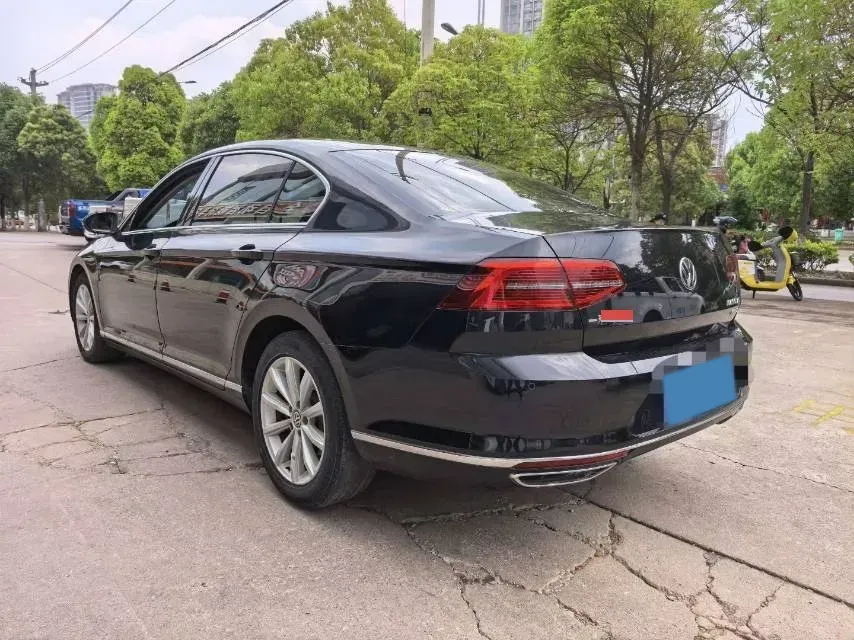 2019 Volkswagen Magotan 2.0T 186HP L4 7DCT,autocango,china used car exporter,china ev exporter,chinese used car exporter,chinese used ev exporter