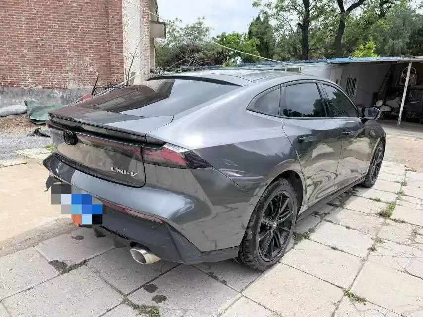 2023 ChangAn UNI-V 1.5T 188HP L4 7DCT,autocango,china used car exporter,china ev exporter,chinese used car exporter,chinese used ev exporter