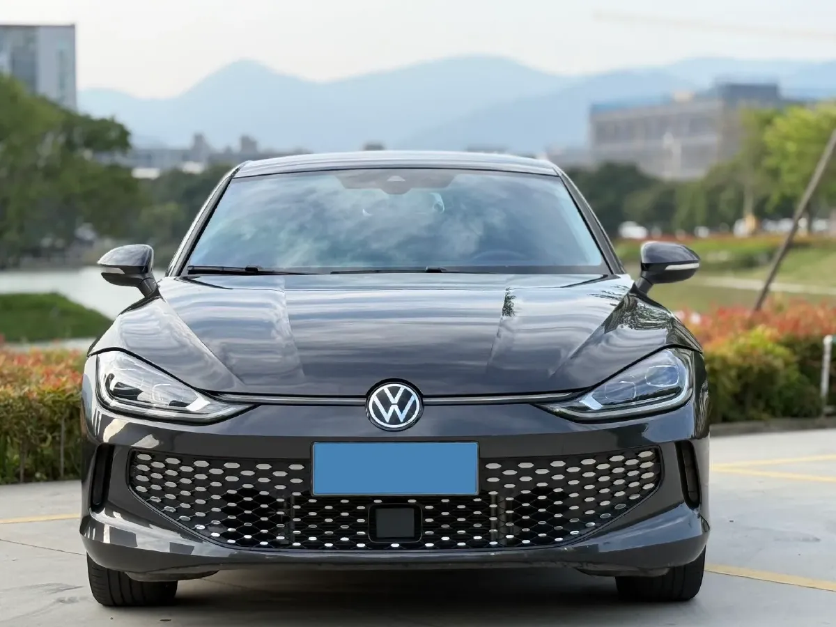 2023 Volkswagen Lamando 1.4T 150HP L4 7DCT,autocango,china used car exporter,china ev exporter,chinese used car exporter,chinese used ev exporter