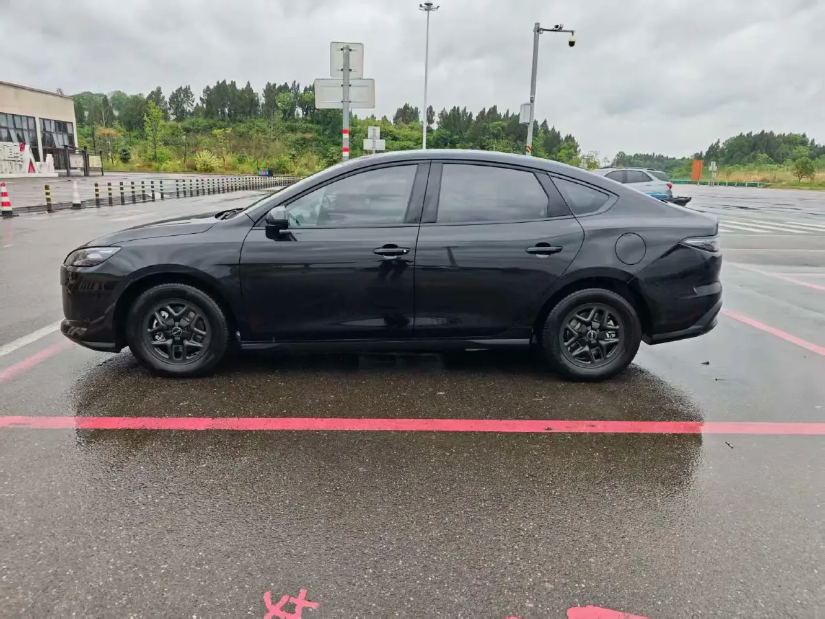 2025 BYD Seal05 DM-i 1.5L 101HP L4 E-CVT PHEV 7.68KWH,autocango,china used car exporter,china ev exporter,chinese used car exporter,chinese used ev exporter