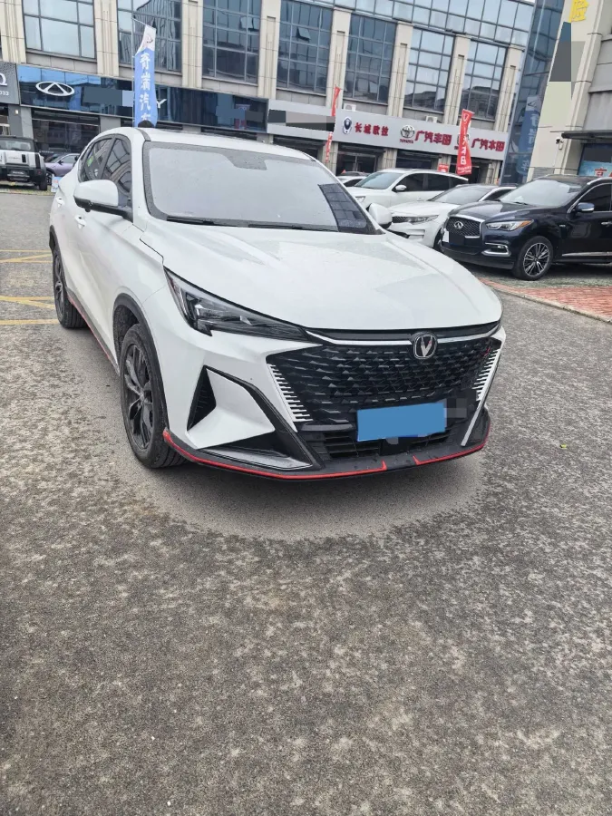 2025 ChangAn X5 PLUS 1.5T 188HP L4 7DCT,autocango,china used car exporter,china ev exporter,chinese used car exporter,chinese used ev exporter