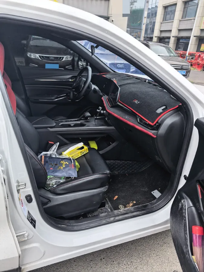 2025 ChangAn X5 PLUS 1.5T 188HP L4 7DCT,autocango,china used car exporter,china ev exporter,chinese used car exporter,chinese used ev exporter