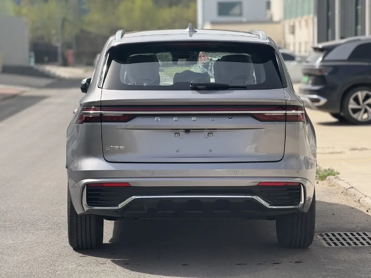 2025 Geely Monjaro 2.0T 238HP L4 8AT,autocango,china used car exporter,china ev exporter,chinese used car exporter,chinese used ev exporter