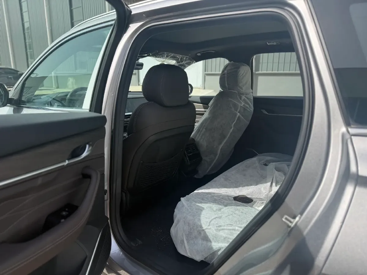 2025 Geely Monjaro 2.0T 238HP L4 8AT,autocango,china used car exporter,china ev exporter,chinese used car exporter,chinese used ev exporter