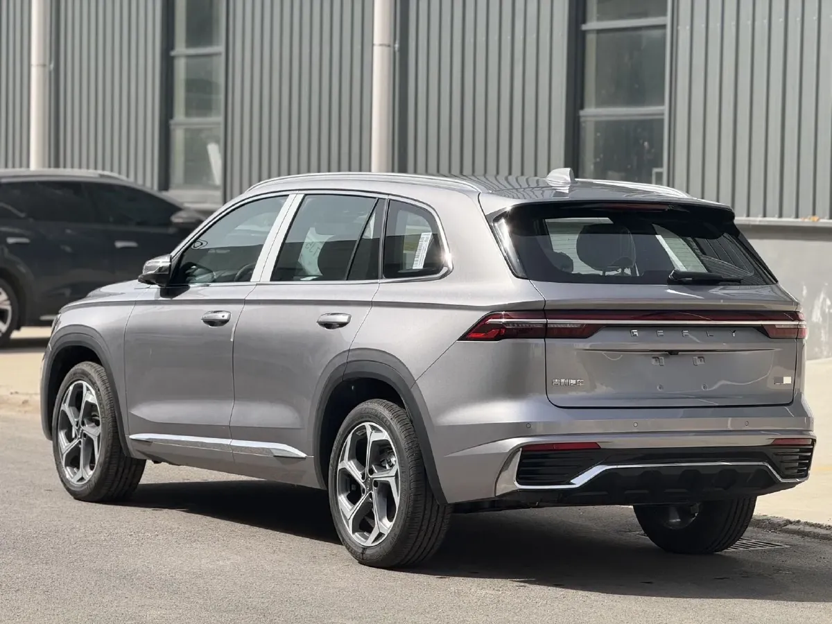 2025 Geely Monjaro 2.0T 238HP L4 8AT,autocango,china used car exporter,china ev exporter,chinese used car exporter,chinese used ev exporter