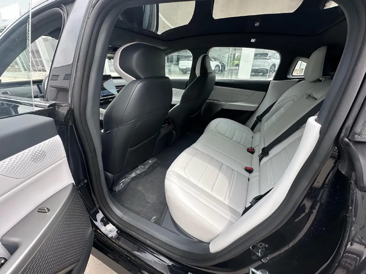 2024 DongFeng eπ eπ007 BEV 70.26KWH,autocango,china used car exporter,china ev exporter,chinese used car exporter,chinese used ev exporter