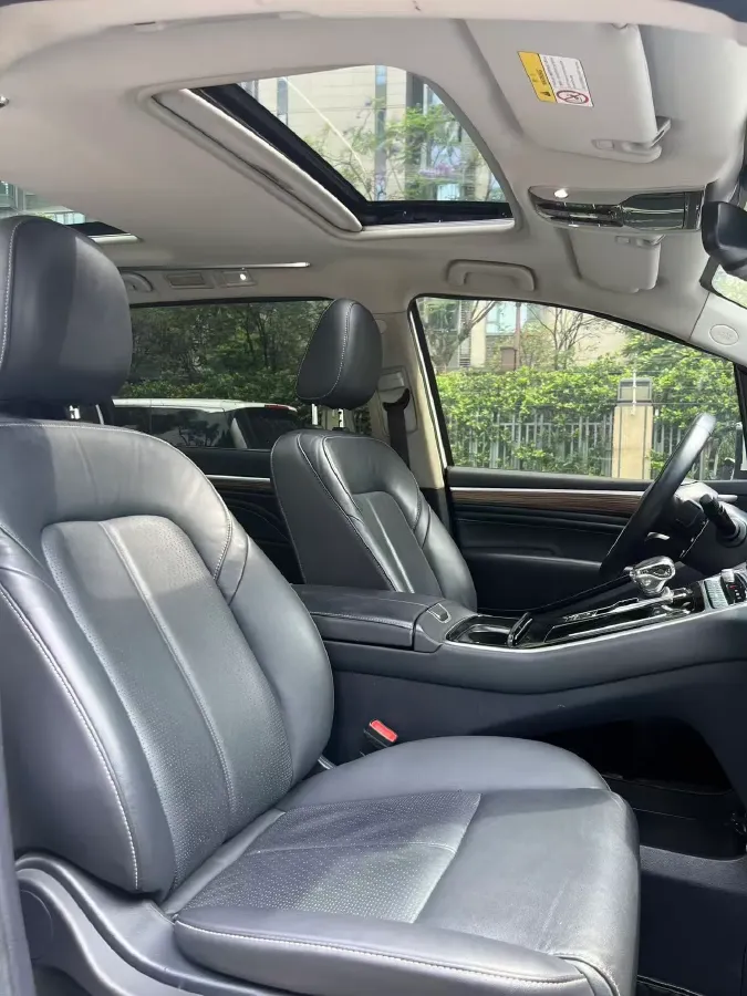 2021 GAC Trumpchi M8 2.0T 252HP L4 8AT,autocango,china used car exporter,china ev exporter,chinese used car exporter,chinese used ev exporter