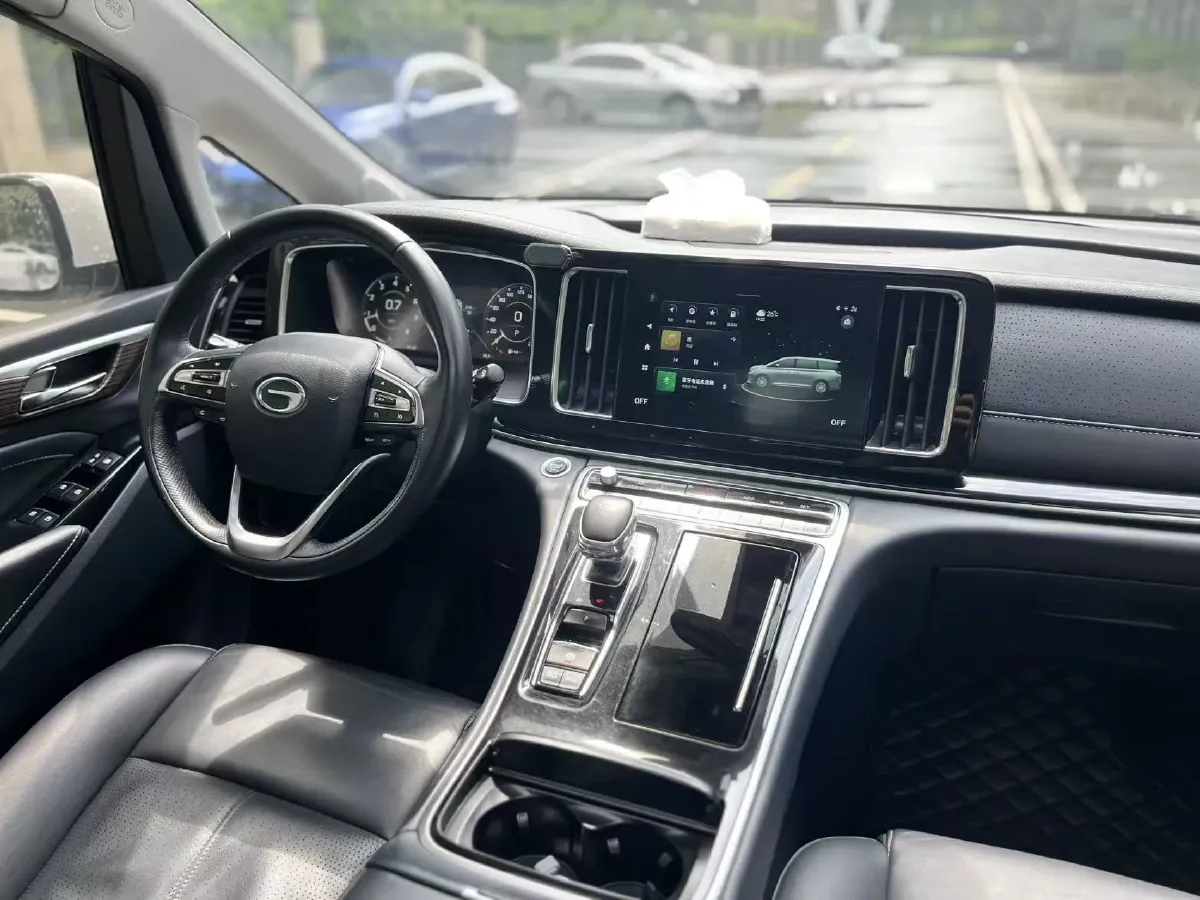 2021 GAC Trumpchi M8 2.0T 252HP L4 8AT,autocango,china used car exporter,china ev exporter,chinese used car exporter,chinese used ev exporter