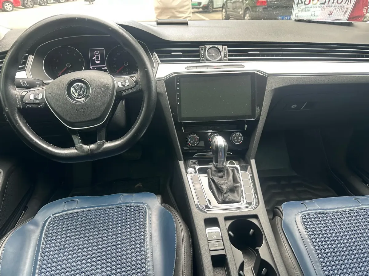 2018 Volkswagen Magotan 1.4T 150HP L4 7DCT,autocango,china used car exporter,china ev exporter,chinese used car exporter,chinese used ev exporter