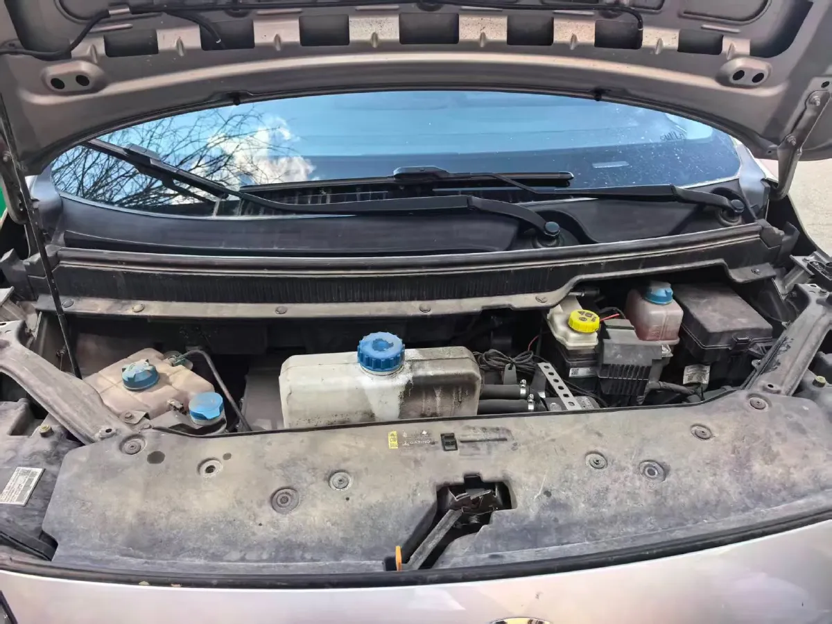 2024 Leapmotor C11 1.5L 95HP L4 REEV 43.74KWH,autocango,china used car exporter,china ev exporter,chinese used car exporter,chinese used ev exporter