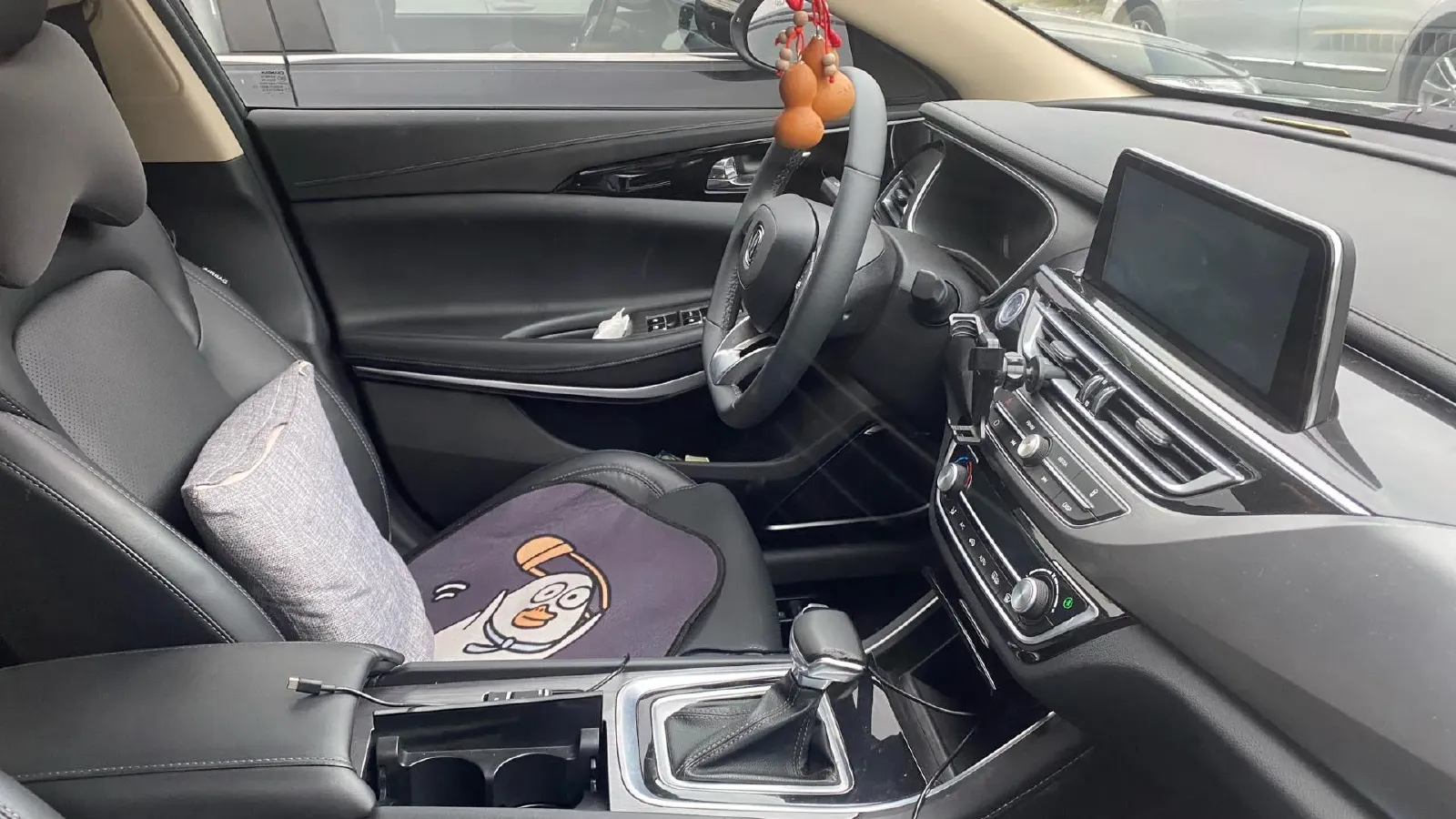 2021 ChangAn Raeton CC 1.5T 180HP L4 7DCT,autocango,china used car exporter,china ev exporter,chinese used car exporter,chinese used ev exporter