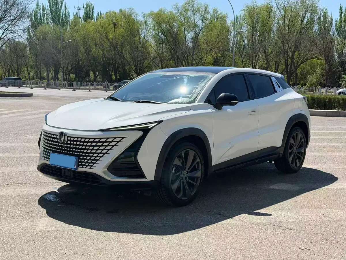 2020 ChangAn UNI-T 1.5T 180HP L4 7DCT,autocango,china used car exporter,china ev exporter,chinese used car exporter,chinese used ev exporter