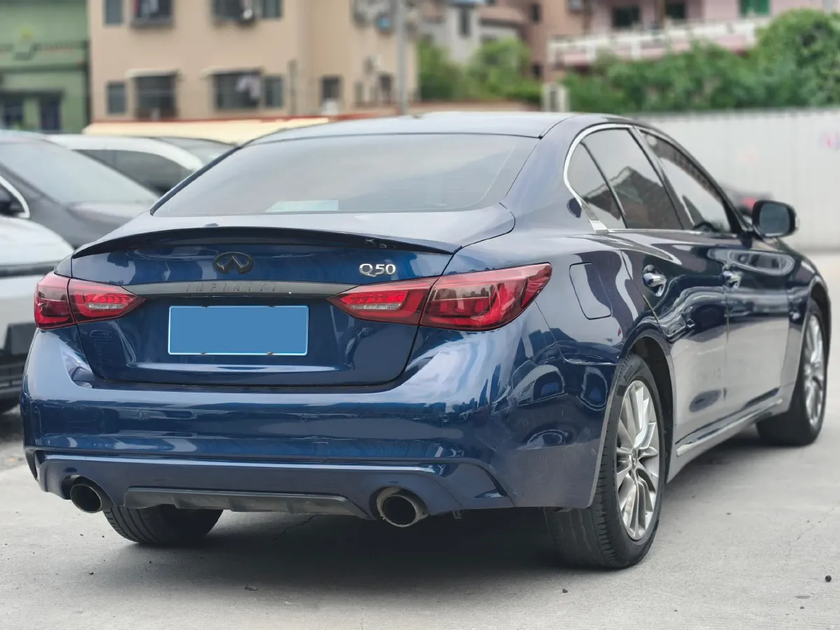 2018 Jeep Grand Commander 2.0T 265HP L4 9AT,autocango,china used car exporter,china ev exporter,chinese used car exporter,chinese used ev exporter