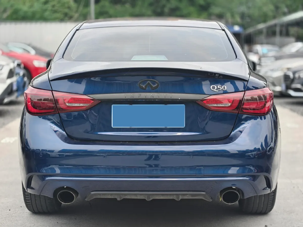 2018 Jeep Grand Commander 2.0T 265HP L4 9AT,autocango,china used car exporter,china ev exporter,chinese used car exporter,chinese used ev exporter