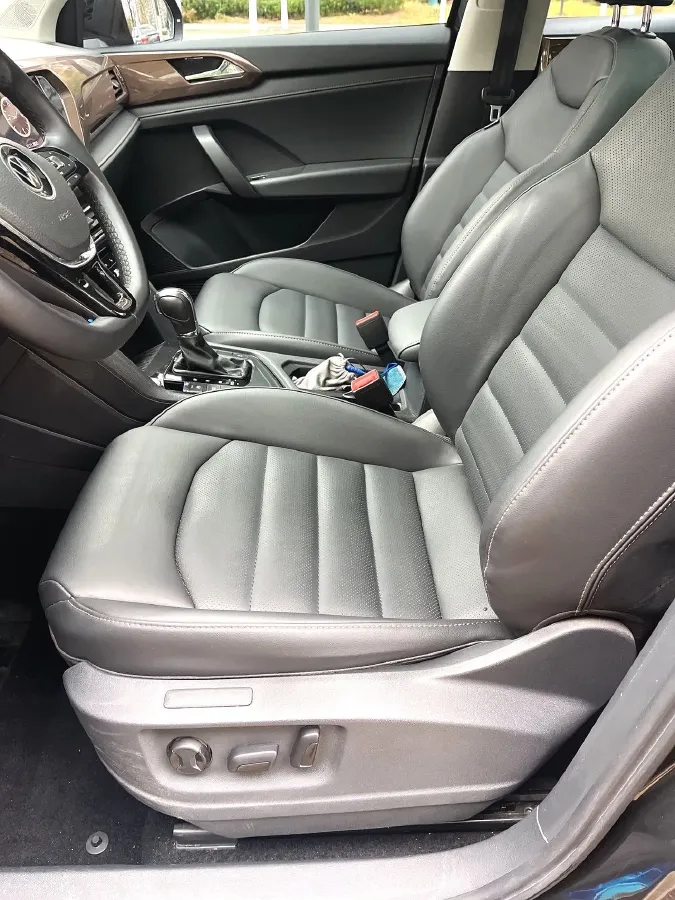 2021 Volkswagen Tharu 1.4T 150HP L4 7DCT,autocango,china used car exporter,china ev exporter,chinese used car exporter,chinese used ev exporter